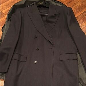 Britni Men's Black  Double-Breasted Suit